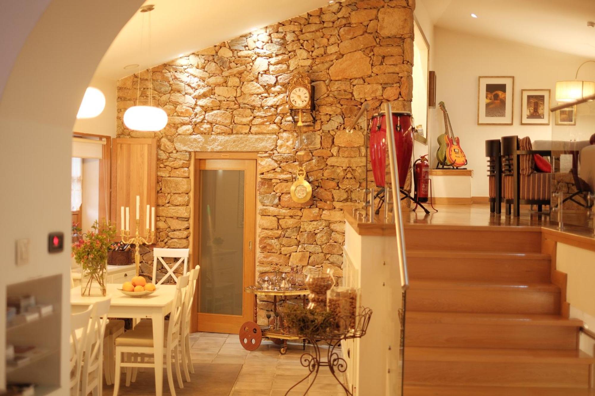 Casa Da Amendoeira Hotel คาสเตโล โรดริโก ภายนอก รูปภาพ